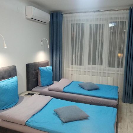 Апартаменты Weekend Inn Užhorod Esterno foto